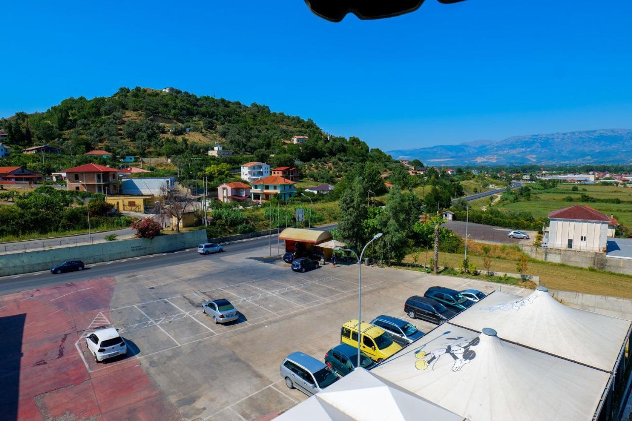 Lord Hotel Tirana Vorë Exterior foto