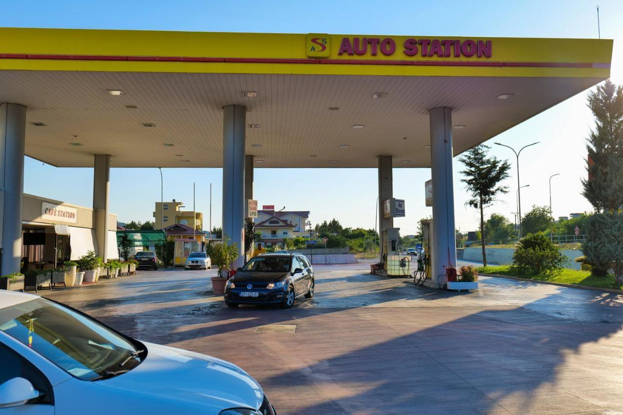 Lord Hotel Tirana Vorë Exterior foto